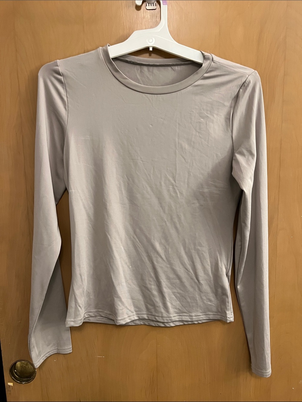 Women's Long Sleeve Crewneck Top - Light Gray